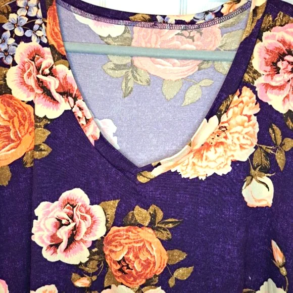 Piphany Purple V-Neck Floral Tunic Top Plus Size 2X - Picture 3 of 5
